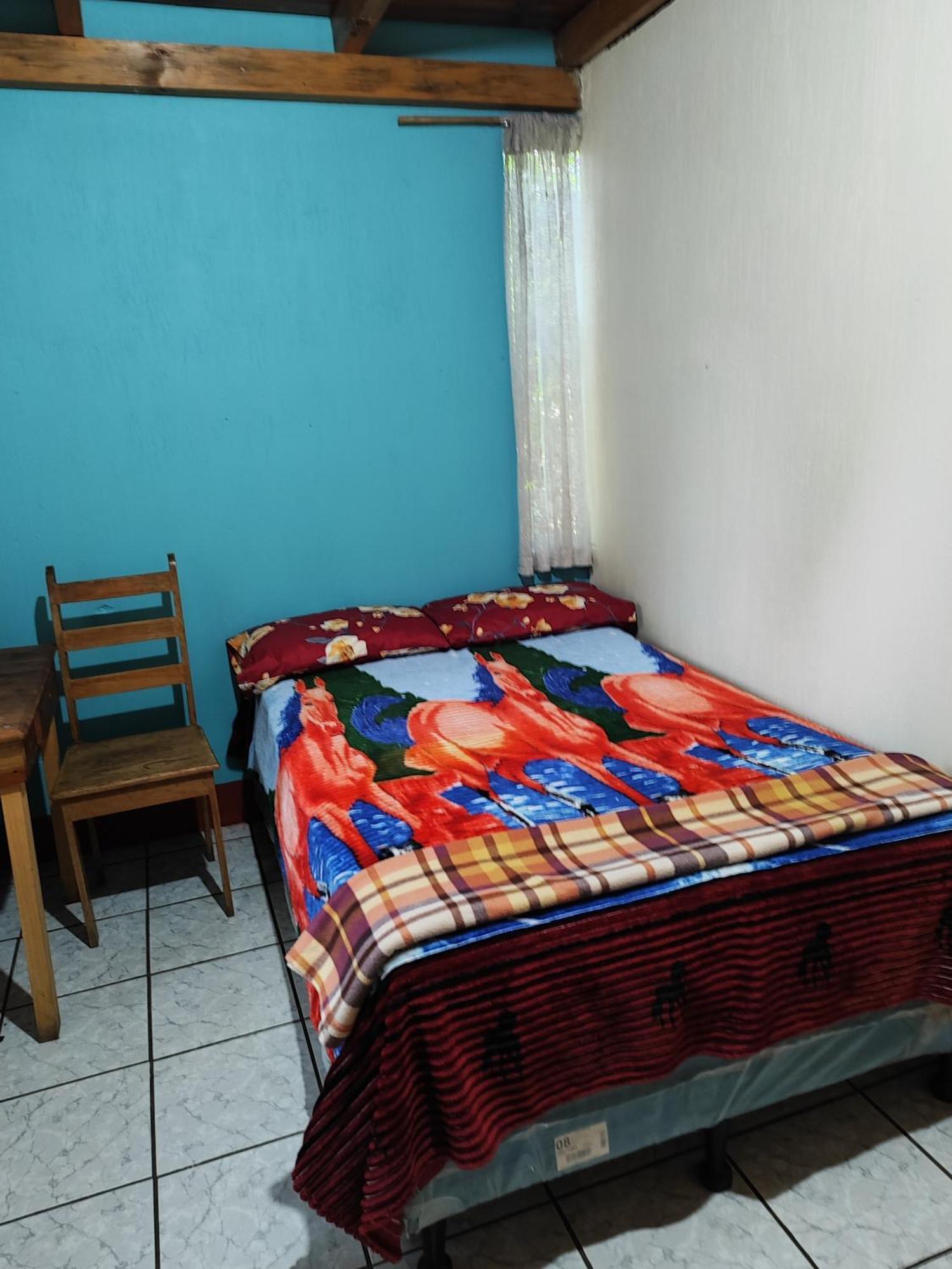 Posada Mana San Juan La Laguna Rom bilde